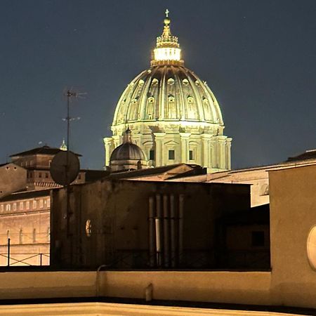 Ricettiva Risorgimento San Pietro E Musei Vaticani Roma Exterior foto